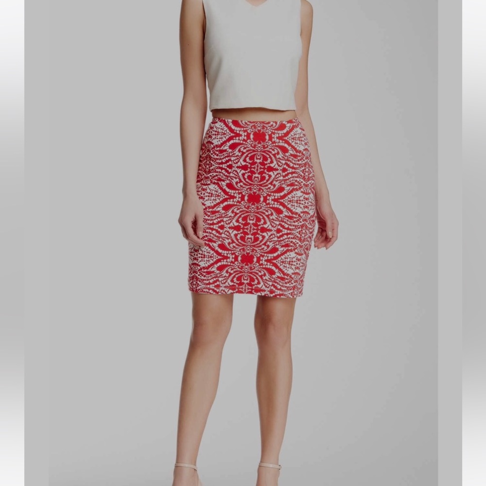 NWT TART size Medium tropical print pencil skirt red white Hawaiian back slit